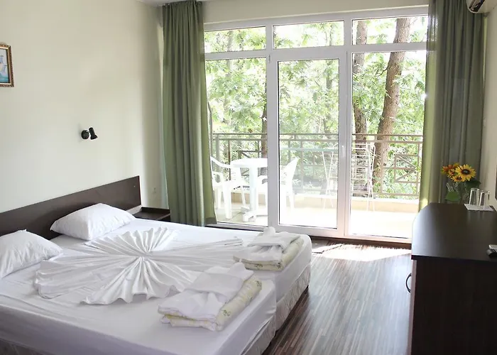 Family Phoenix * كيتن